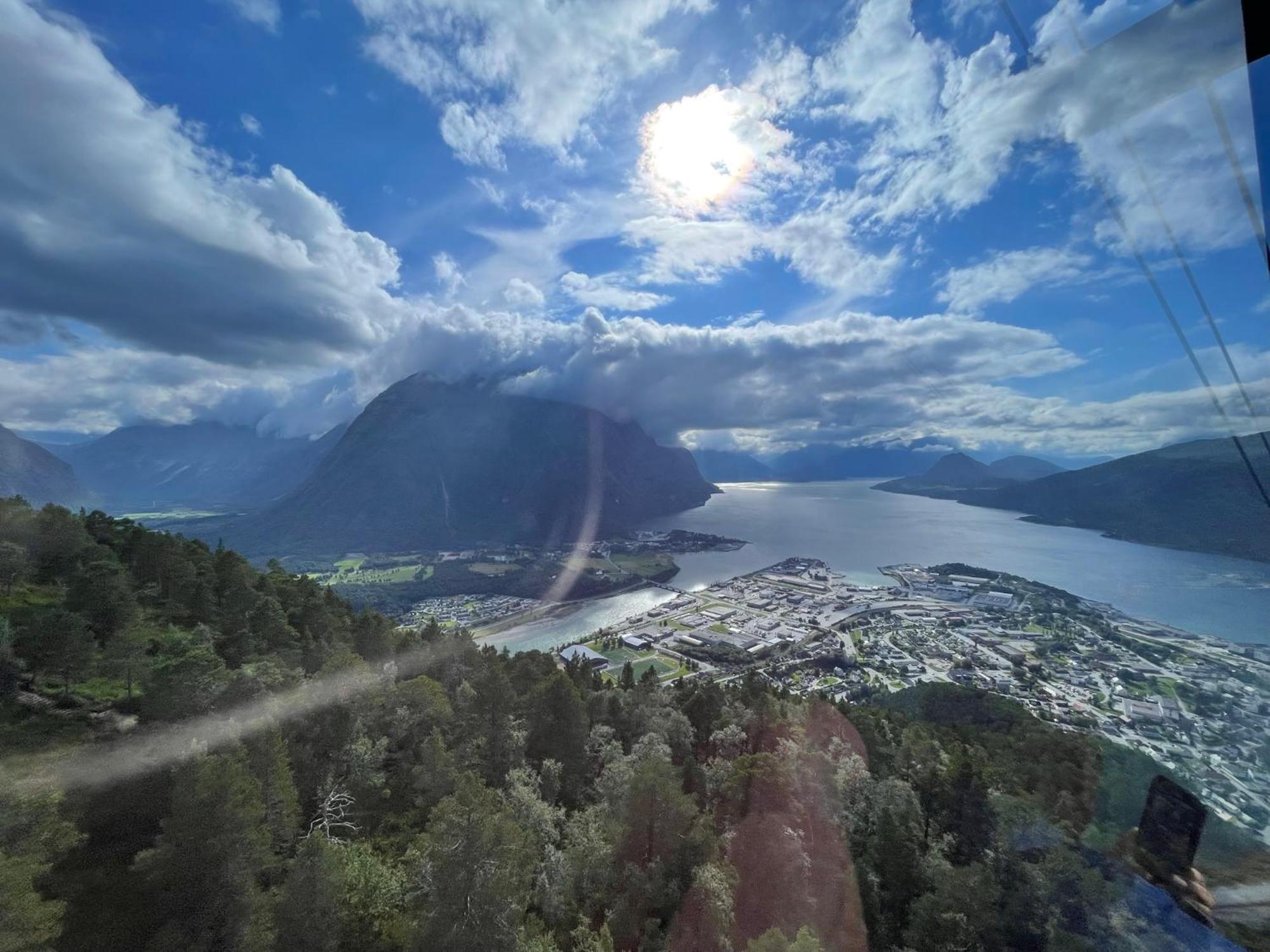 Appartamento Bakkebo Trollstigen Åndalsnes Esterno foto